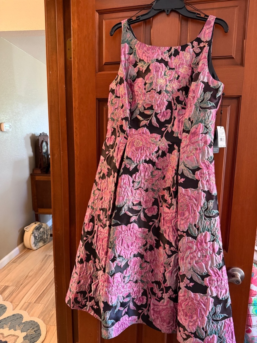 Adrianna Papell Black, Pink & Gold Floral Brocade Midi Dress Size 14 NWT